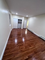 135 W Market St in Scranton, PA - Building Photo