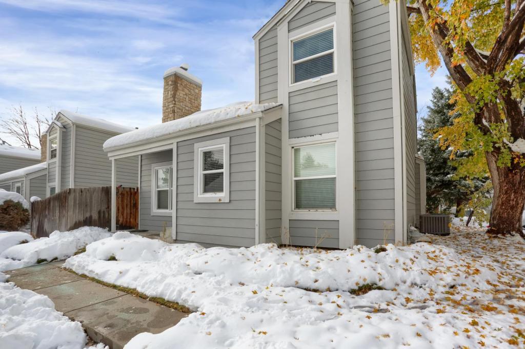 11841 E Cornell Cir in Aurora, CO - Building Photo