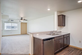 Hickory Grove in Belle Plaine, MN - Foto de edificio - Interior Photo