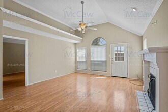 2119 Amherst Dr in Lewisville, TX - Building Photo - Building Photo