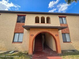 134 San Juan Cir in Melbourne, FL - Building Photo