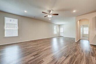 2234 Patriot Bnd in Missouri City, TX - Foto de edificio - Building Photo