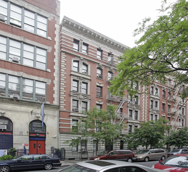 226-228 W 108th St in New York, NY - Foto de edificio - Building Photo