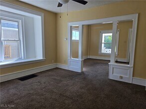 846 Hunter St NW in Warren, OH - Building Photo - Building Photo