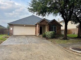 9431 Water Edge Point Ln in Humble, TX - Building Photo