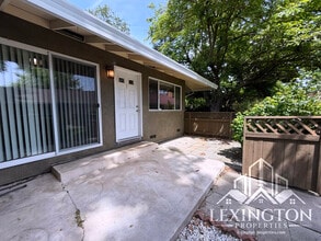 5024 Bremner Way in Sacramento, CA - Building Photo - Building Photo