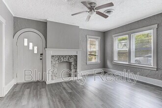 716 Loeb St in Memphis, TN - Foto de edificio - Building Photo