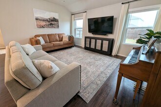 1640 Forest Dr in Centerton, AR - Foto de edificio - Building Photo