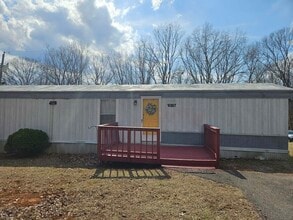 1087 Hibiscus Rd in Moneta, VA - Building Photo - Building Photo