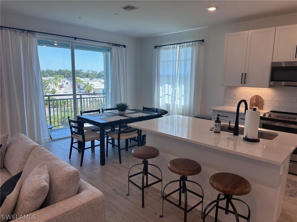 26430 Coco Cay Cir in Bonita Springs, FL - Building Photo