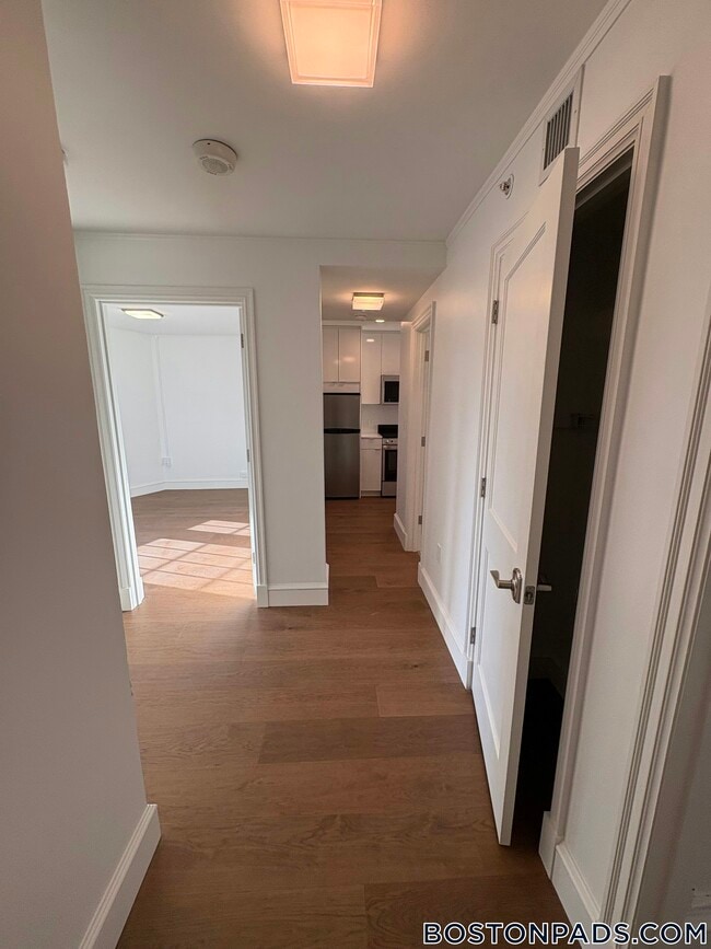 1200 Massachusetts Ave in Cambridge, MA - Building Photo - Building Photo