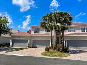 14009 Black Beauty Dr-Unit -211 in Punta Gorda, FL - Foto de edificio - Building Photo
