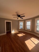 46 Manitou Ave in Poughkeepsie, NY - Foto de edificio - Building Photo