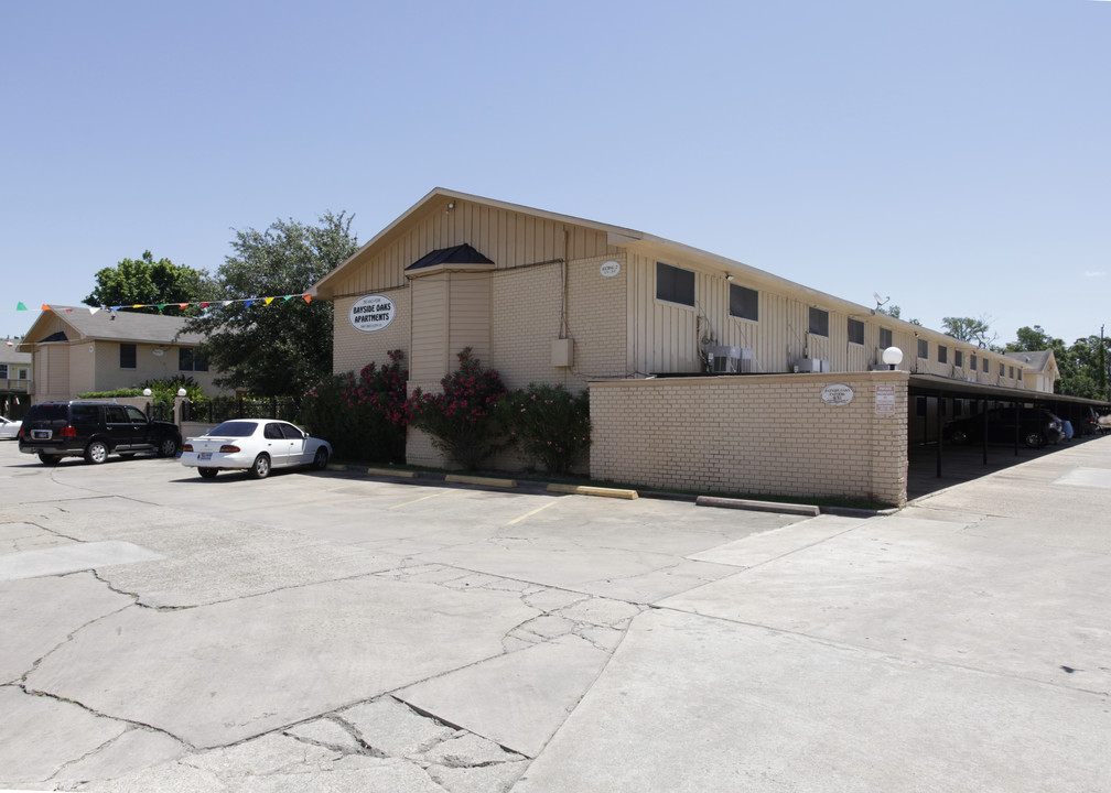 zDelta Garden Apartments in La Porte, TX - Building Photo