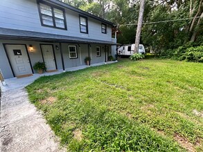 4347 Hudnall Rd in Jacksonville, FL - Building Photo - Building Photo