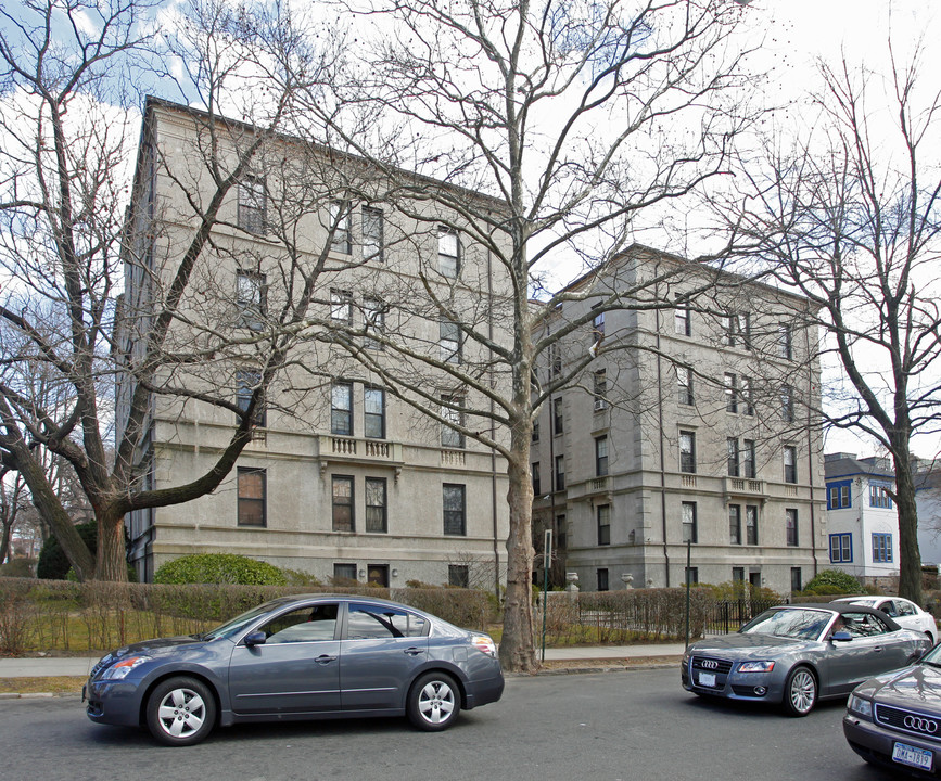 175 Crary Ave in Mount Vernon, NY - Building Photo