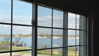 2008 Military St, Unit 16 in Port Huron, MI - Building Photo