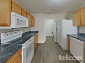 9898 Worthington Blvd in Fishers, IN - Foto de edificio - Building Photo