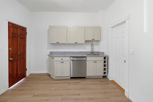 866 Huntington Ave, Unit 1 in Boston, MA - Building Photo - Building Photo