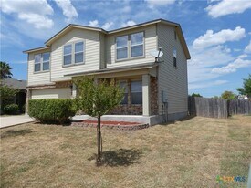 664 Northern Lights Dr in New Braunfels, TX - Building Photo