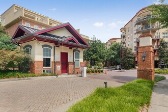 200 River Vista Drive in Atlanta, GA - Building Photo - Building Photo