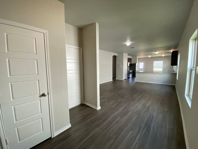 10822 Randolph Way in Converse, TX - Building Photo - Building Photo