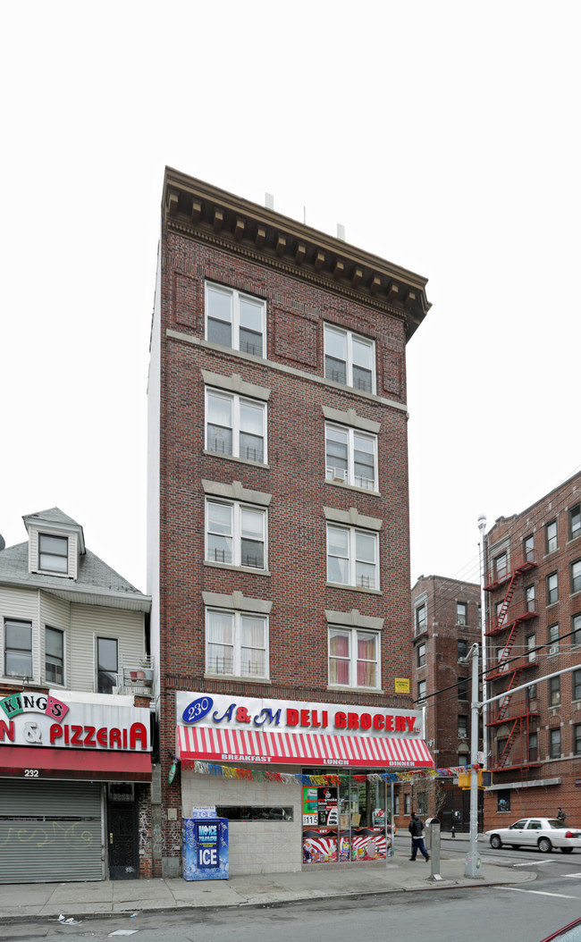 2840 Valentine Ave in Bronx, NY - Building Photo - Building Photo