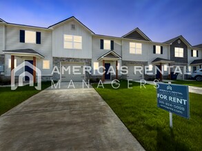 66 River Grass Dr in Lincoln, AL - Building Photo - Building Photo