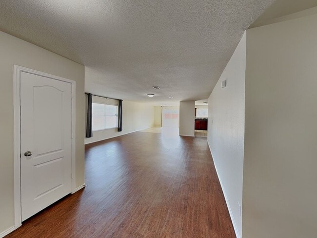 201 Dakota Ridge Dr in Fort Worth, TX - Building Photo - Building Photo