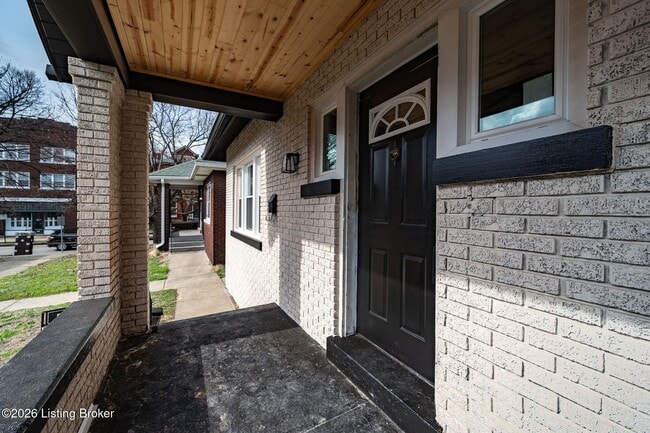 property at 3 Eutropia Ct