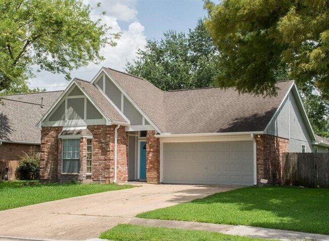 11111 Middleburgh Dr in Tomball, TX - Building Photo - Building Photo