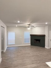 705 The Cottages in Godley, TX - Building Photo - Building Photo