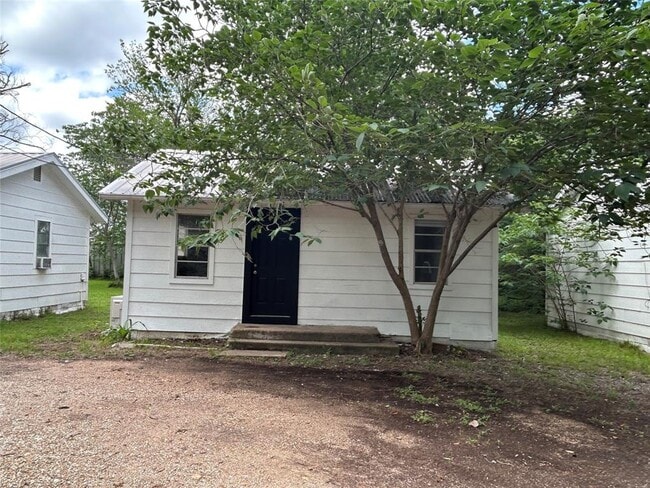 property at 1107 Pine St