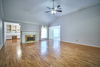 5022 Moss Run Dr in Missouri City, TX - Building Photo - Building Photo