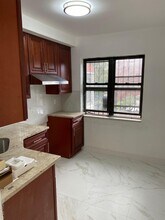 57-30 Lawrence St in Queens, NY - Building Photo - Building Photo