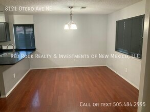 8121 Otero Ave NE in Albuquerque, NM - Building Photo - Building Photo