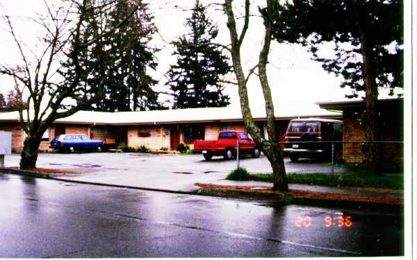 Green Villa Condos in Auburn, WA - Building Photo