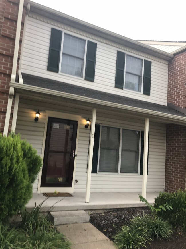 property at 2077G Raleigh Rd