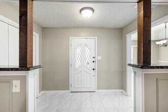 2017 Iron Horse Ct in Arlington, TX - Building Photo - Building Photo