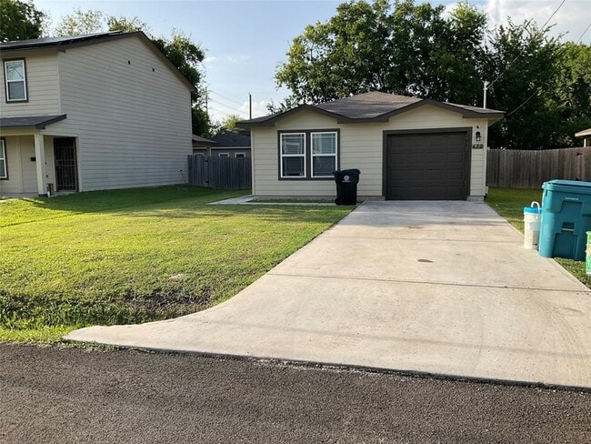 411 Armstrong St in Houston, TX - Building Photo - Building Photo