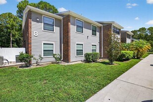 1400 Gandy Blvd N in St. Petersburg, FL - Building Photo