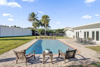 26 Cayuga Rd in Sea Ranch Lakes, FL - Building Photo - Building Photo