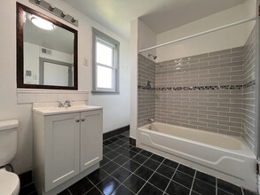 1430 N Leamington Ave in Chicago, IL - Building Photo - Building Photo