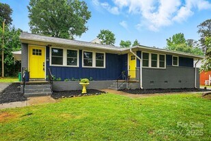 1414 Wembley Dr in Charlotte, NC - Building Photo