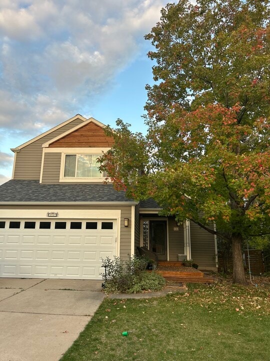 332 Buchanan Ct in Louisville, CO - Building Photo