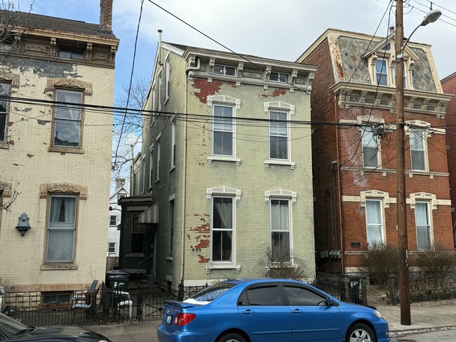 833 Greer St in Covington, KY - Building Photo - Building Photo
