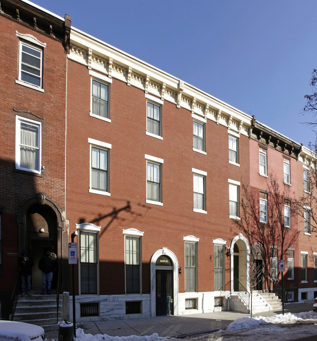 1619-1621 Wallace St in Philadelphia, PA - Foto de edificio - Building Photo