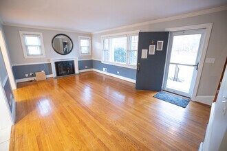 1210 Mowbray Pl in Charlottesville, VA - Building Photo - Building Photo