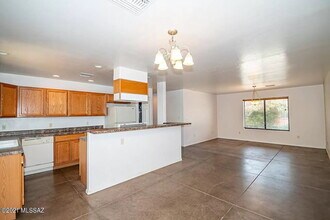 1601 E Glenn St in Tucson, AZ - Foto de edificio - Building Photo