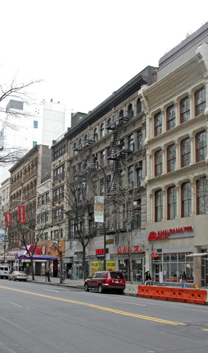 12 E 14th St in New York, NY - Foto de edificio